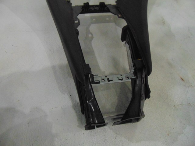 2005 Audi Allroad Center Console Dash Portion 4B0 863 241 M -See photos