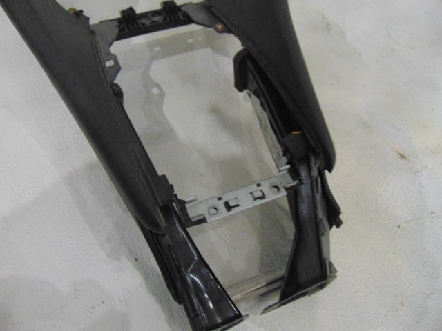 2005 Audi Allroad Center Console Dash Portion 4B0 863 241 M -See photos