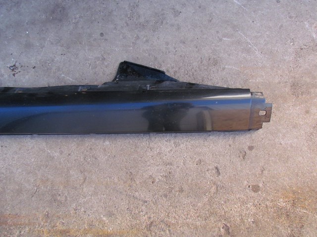2005 Audi Allroad RH Passenger Side Skirt