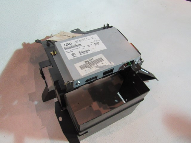 2005 Audi Allroad Satellite Radio Module w/Bracket 8E0035593A