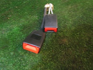 2005 Audi Allroad Rear LH & Center Seat Belt Buckles