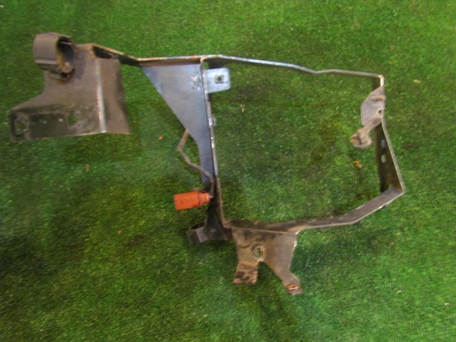 2005 Audi Allroad RH Secondary Radiator Bracket