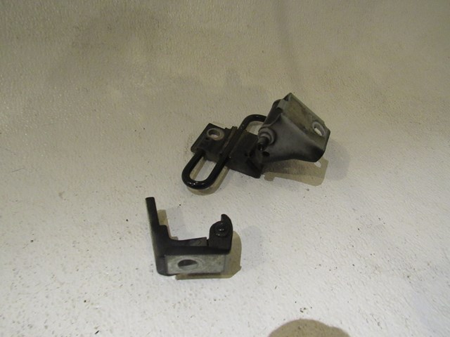 2005 Audi Allroad Front RH Passenger Door Hinges