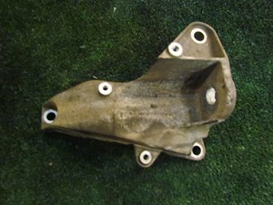 2005 Audi Allroad 4.2L RH Transmission Mount 8D0 399 114 AJ