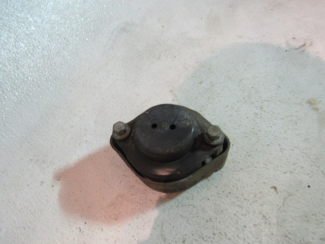 2005 Audi Allroad 4.2l LH Driver Transmission Mount
