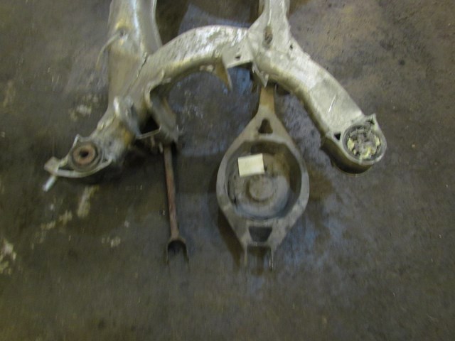2005 Infiniti G35 Coupe Rear Subframe w/control arms