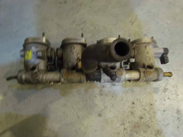 2000 BMW M5 S62 V8 RH Passenger Throttle Bodies