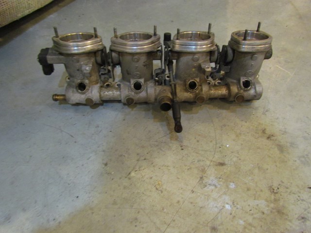 2000 BMW M5 S62 LH Driver Throttle Bodies
