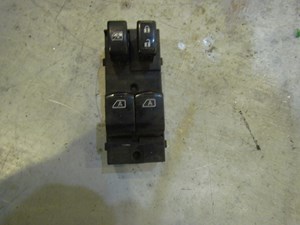 2006 Nissan 350z LH Driver Master Door Switch
