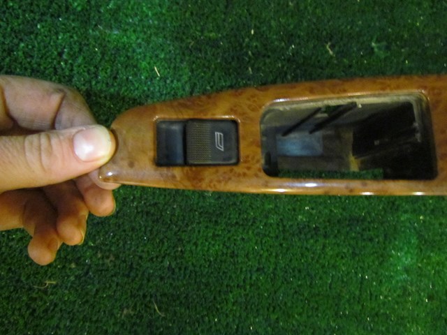 2001 Audi A8L D2 Rear LH Driver Door Switch 4D4 959 515