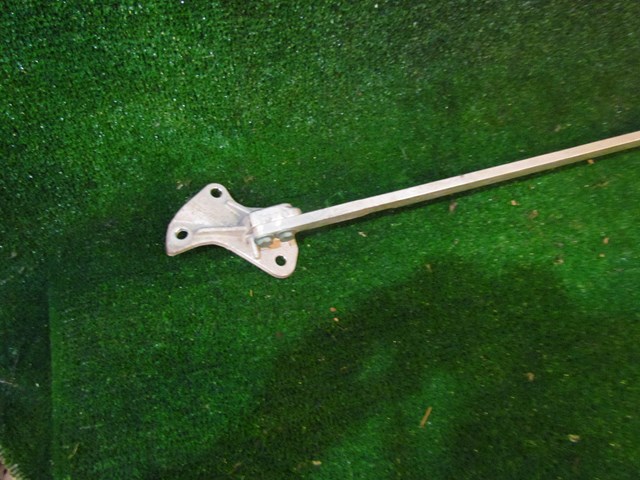 2001 Audi A8L D2 Strut Tower Bar 4D0 805 645 E