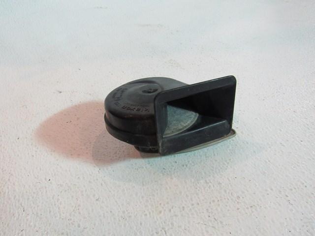 2001 Audi A8L D2 LH Driver Horn