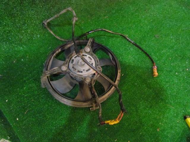 2001 Audi A8L LH Driver Radiator Fan 