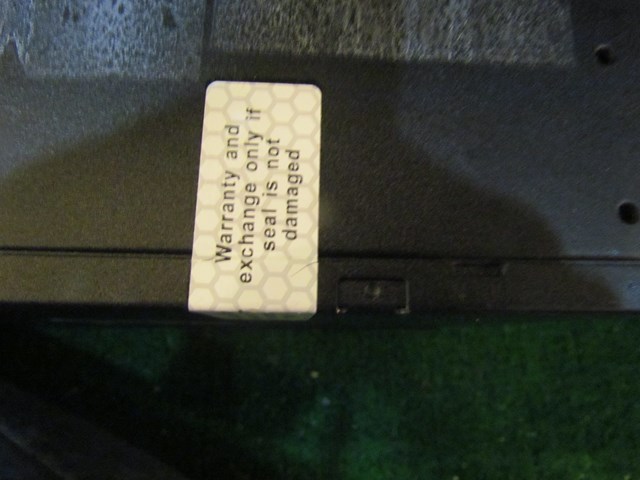 2001 Audi A8L D2 6 Disc Changer-No Cartridge