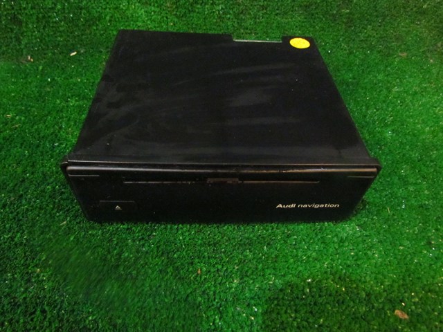 2001 Audi A8L D2 Navigation Reader