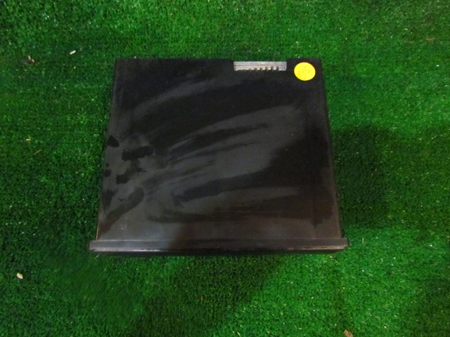 2001 Audi A8L D2 Navigation Reader