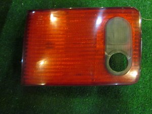 2001 Audi A8L D2 RH Passenger Tail Light- Small Crack