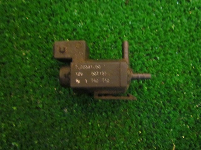 2000 BMW M5 E39 Electric Vacuum Solenoid Valve OEM 72234100