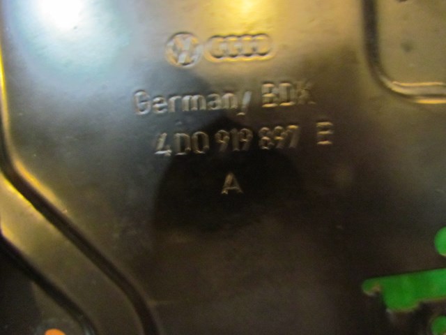 2001 Audi A8L D2 Navigation Player Bracket 4D0 919 897 