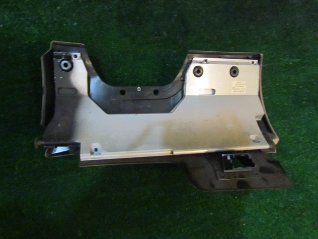 2001 Audi A8L LH Under Steering Dash Knee 4D1 880 301