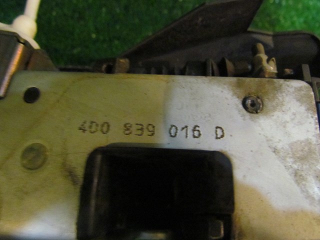 2001 Audi A8L D2 Rear RH Door Lock Actuator 4D0 839 016 D
