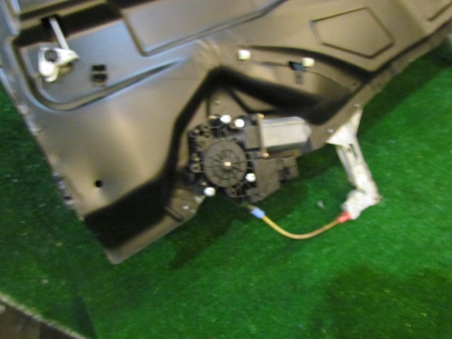 2001 Audi A8L Rear RH Window Frame, Motor, &Regulator