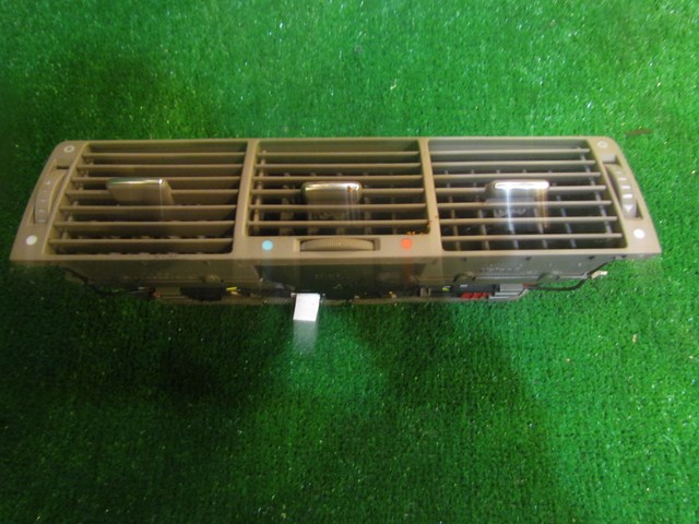 2001 Audi A8L D2 Front Center Dash Vent-Tan