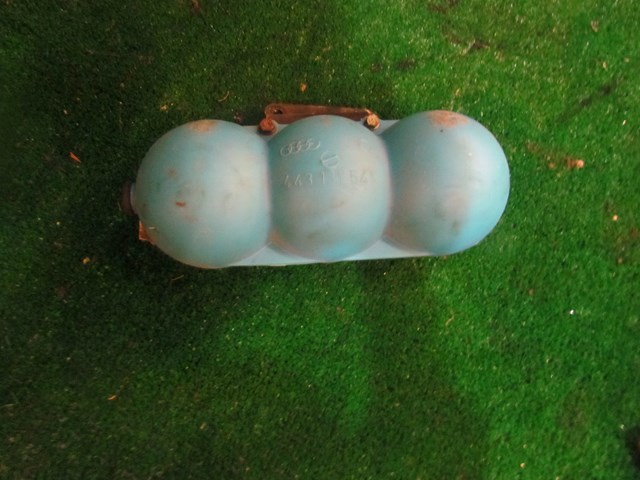 2001 Audi A8L D2 Air Ride Tank Accumulator Air Reservoir 443 131 541