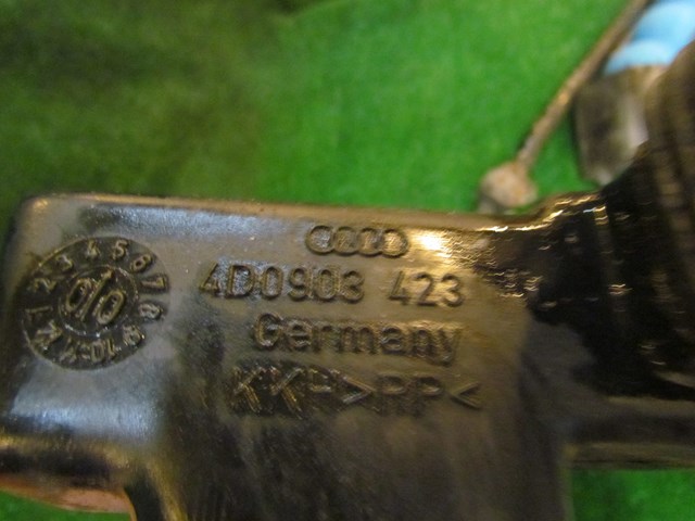 2001 Audi A8L D2 Alternator Air Cooling Duct 4D0 903 423