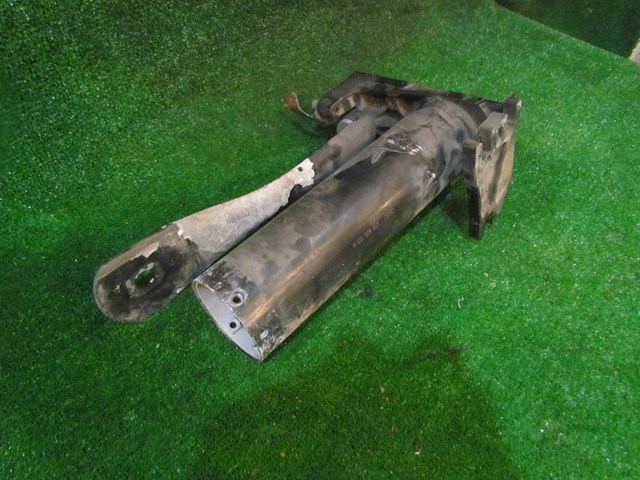 2001 Audi A8L D2 RH Passenger Frame Rail 4D0 805 129 H