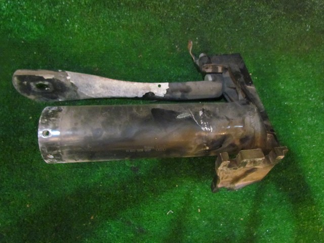 2001 Audi A8L D2 RH Passenger Frame Rail 4D0 805 129 H