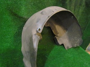 2001 Audi A8L Rear RH Passenger Fender Liner 4D0 810 172 A