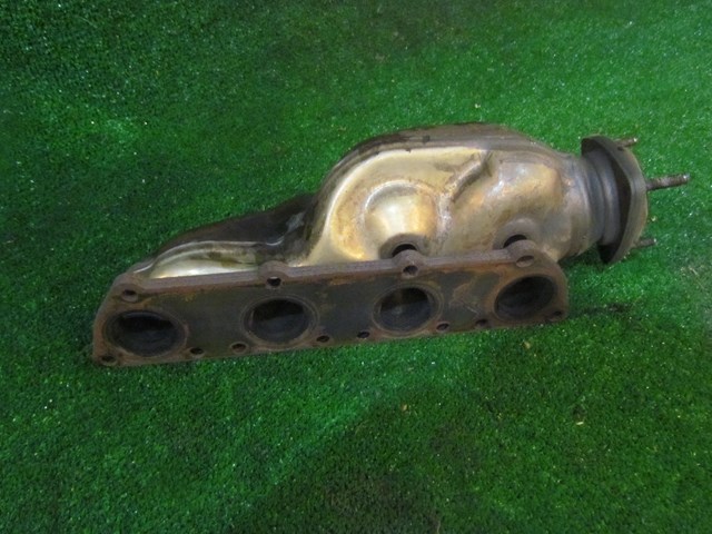 2001 Audi A8L D2 LH Driver Exhaust Manifold