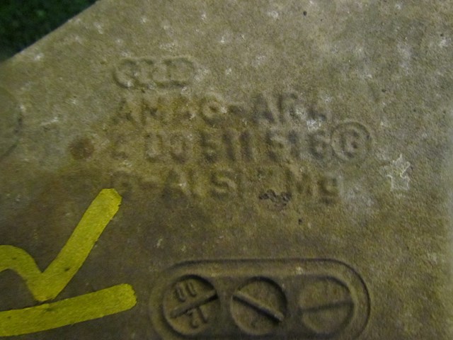 2001 Audi A8L D2 Rear RH Lower Control Arm 4D0 511 516