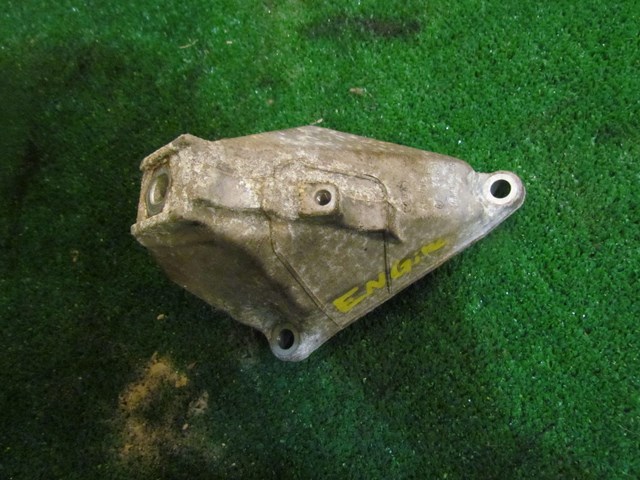 2001 Audi A8L D2 LH Driver Engine Mount 4D0 199 307