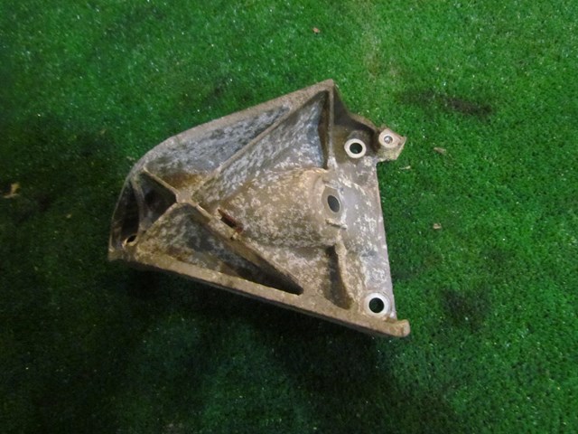 2001 Audi A8L D2 LH Driver Engine Mount 4D0 199 307