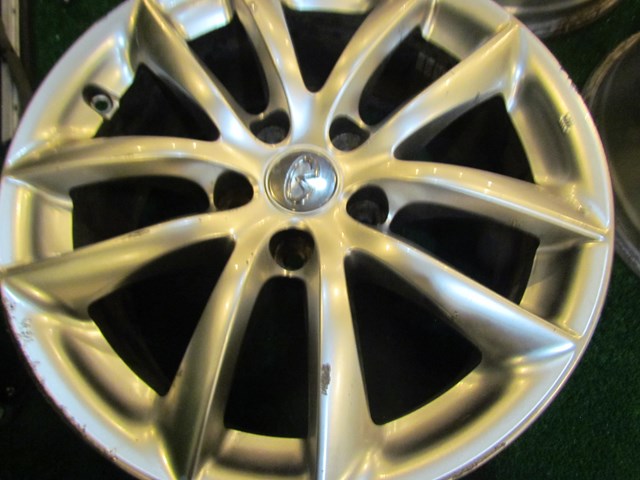2007 Infiniti G35x Sdn 10 spoke 17 x 7.5 Wheel-Some Blemishes