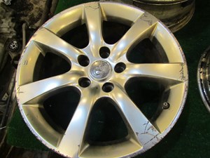 2005 Infiniti G35 Sedan- 17 Inch Wheel-Curb Rash-See Pics