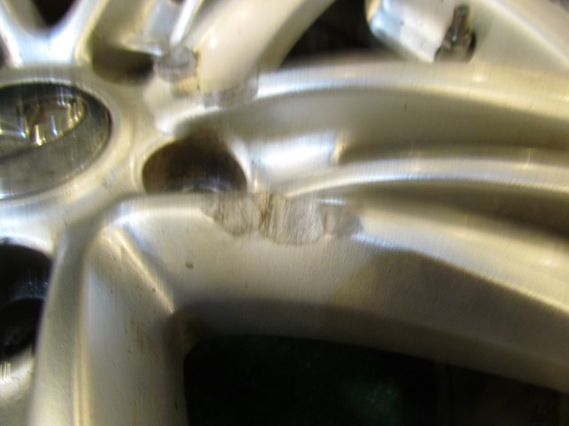 2011 Infiniti G37 Sedan 5 Triple Spoke 17