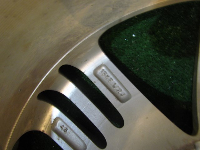 2011 Infiniti G37 Sedan 17 Inch Wheel 5-Triple Spokes-NICE