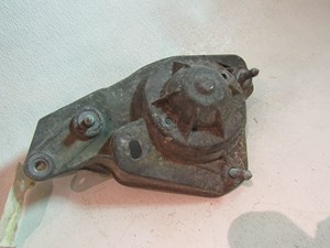 97 98 99 00 01 Audi A8L D2 Front LH Driver Strut Mount 4D0 412 391