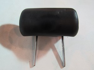 2005 Infiniti G35 Coupe Front RH Headrest