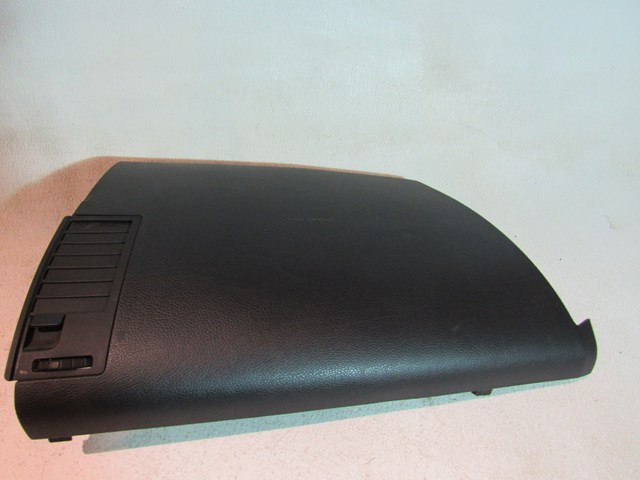2005 2006 Nissan 350z RH Dash Cover OEM 68109 CD000