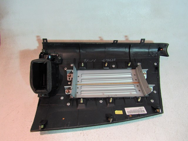 2005 2006 Nissan 350z RH Dash Cover OEM 68109 CD000