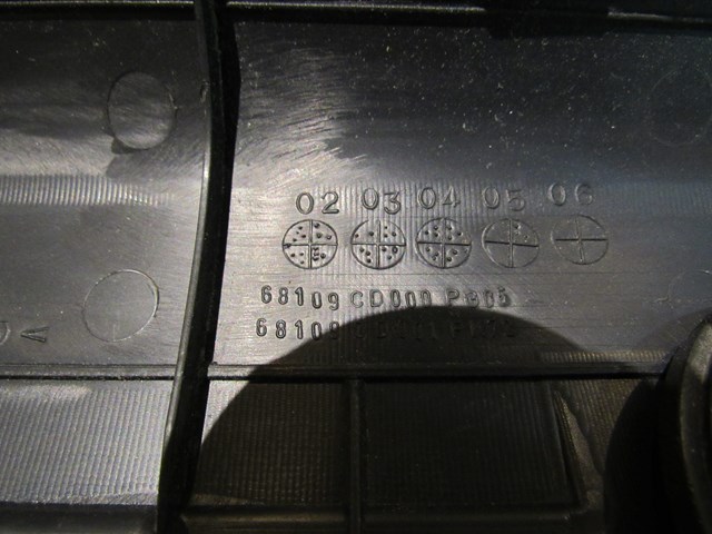 2005 2006 Nissan 350z RH Dash Cover OEM 68109 CD000