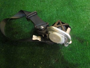 2005 Nissan 350z LH Driver Seat Belt