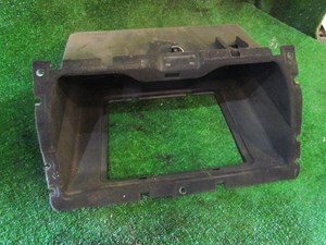 2005 Nissan 350z Rear Glove Box 84975 CD000-Missing Bottom