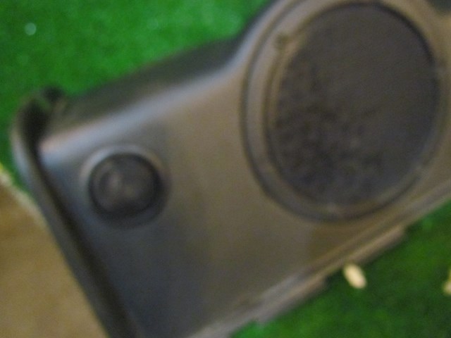 2005 Nissan 350z Rear Speaker Cover w/Aftermarket Tweeters