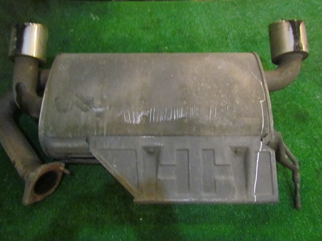 2005 NIssan 350z Exhaust Muffler