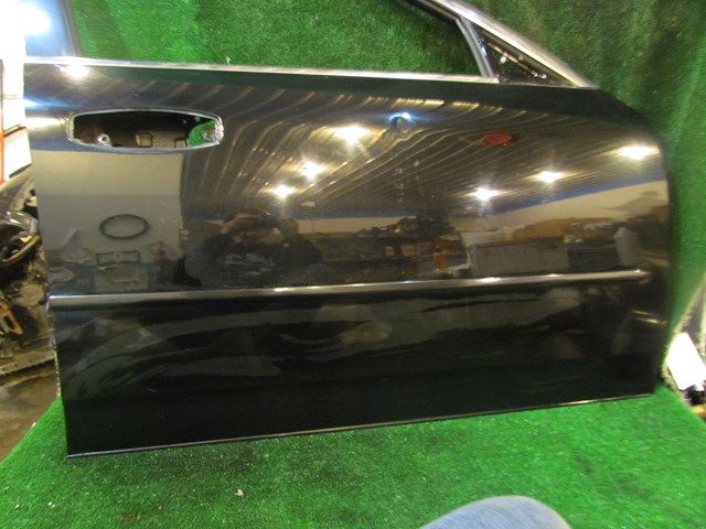 2005 Infiniti G35x Sedan Front RH Passenger Door Shell